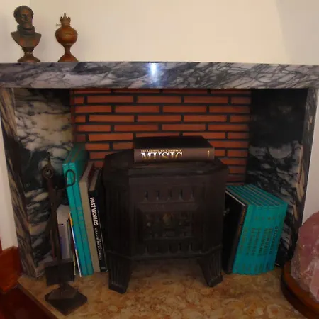 Alfama 3b - Balby's Bed&breakfast