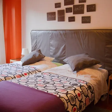 Alfama 3b - Balby's Bed&breakfast 3*