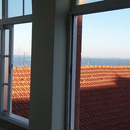 Alfama 3b - Balby's Bed and Breakfast 3*