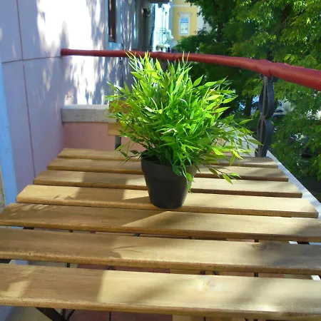 Alfama 3b - Balby's Couette-café 3*