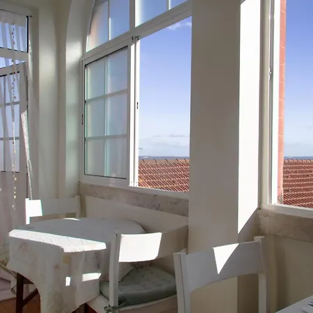 Alfama 3b - Balby's فندق مبيت وإفطار 3*