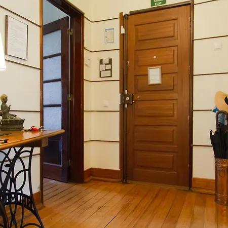 Bed & Breakfast Alfama 3b - Balby's