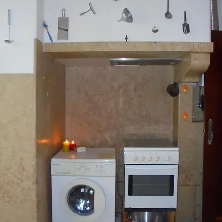 Bed & Breakfast Alfama 3b - Balby's